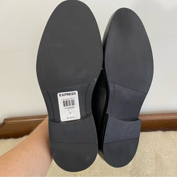 Express Genuine leather slip on loafers in black main image 6